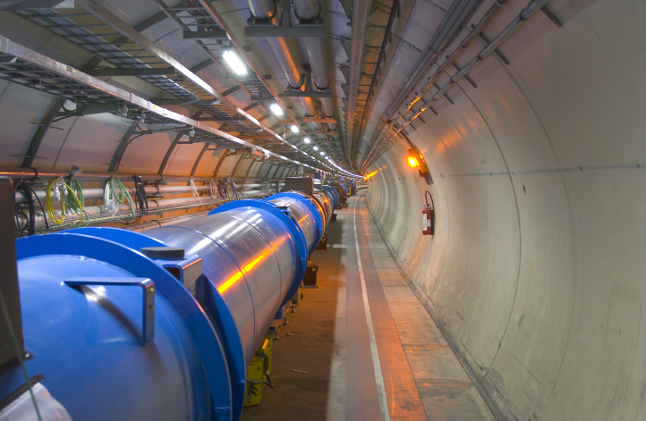 CERN地下
